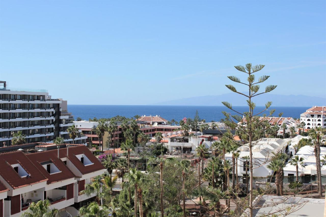 Superb Seaview Apartment In Playa De Las Americas Kültér fotó
