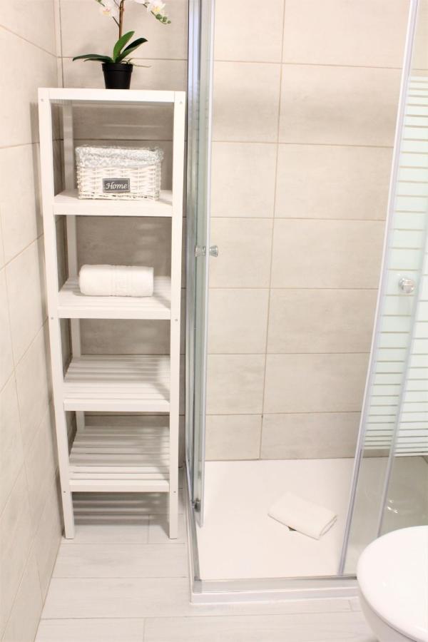Superb Seaview Apartment In Playa De Las Americas Kültér fotó
