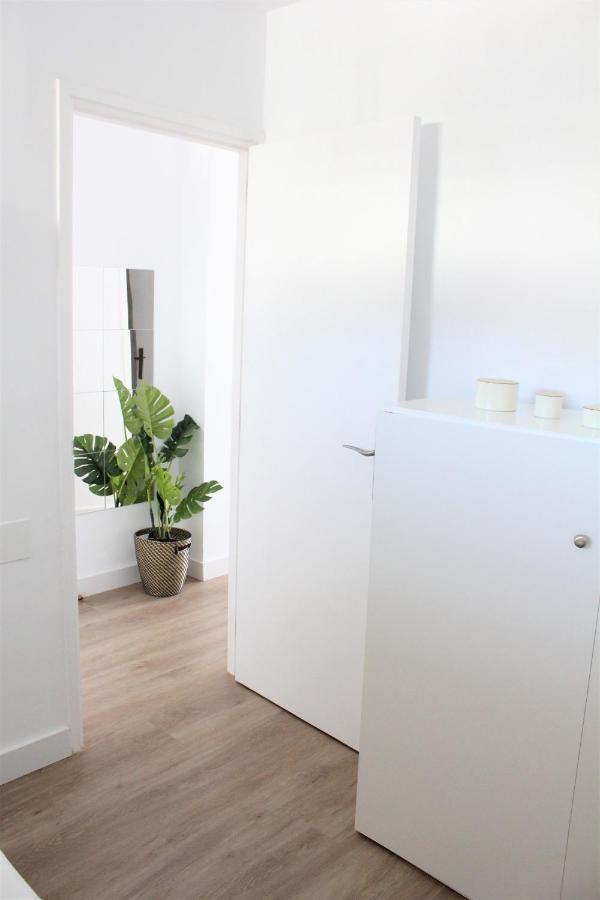 Superb Seaview Apartment In Playa De Las Americas Kültér fotó