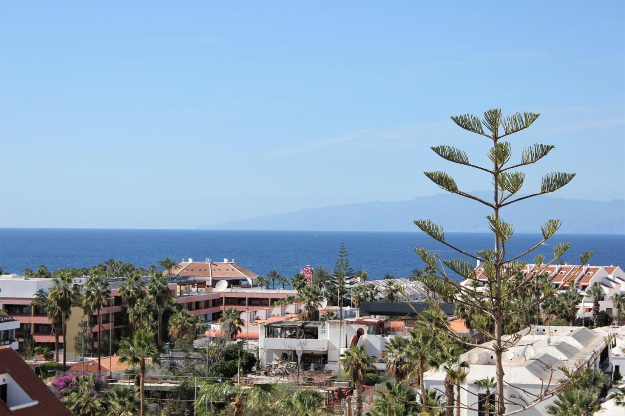 Superb Seaview Apartment In Playa De Las Americas Kültér fotó